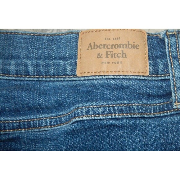 Abercrombie & Fitch Denim Jean Shortie Bootie Shorts Women's 6/28 (30 x 1 3/4) - Picture 5 of 6